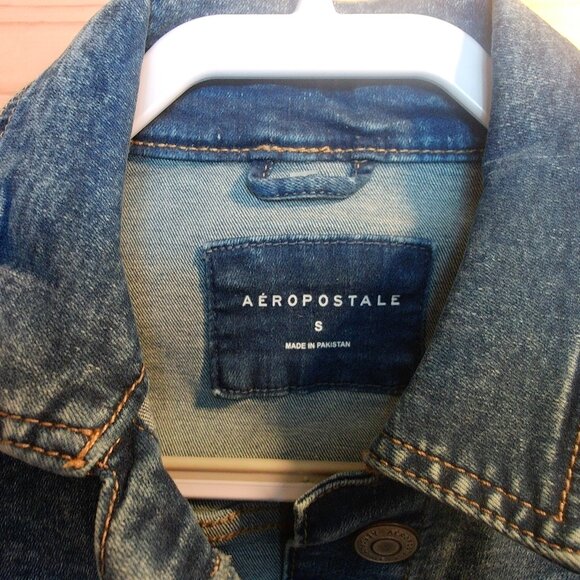NWTS Aeropostale Blue Denim Jacket | Classic Button Front Jean Jacket SZ S - Picture 4 of 5